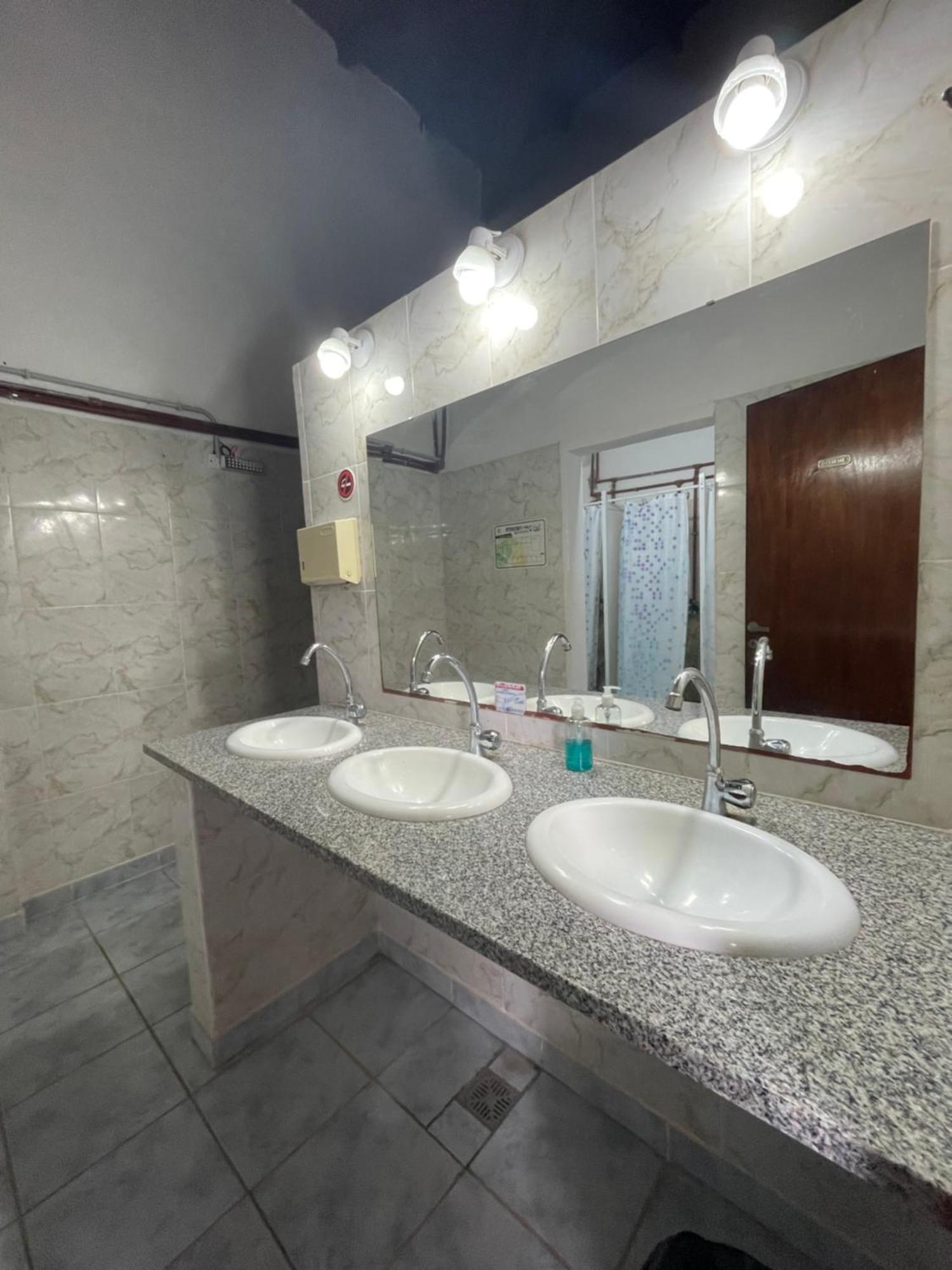 De La Plaza Hostal Miramar (Buenos Aires)